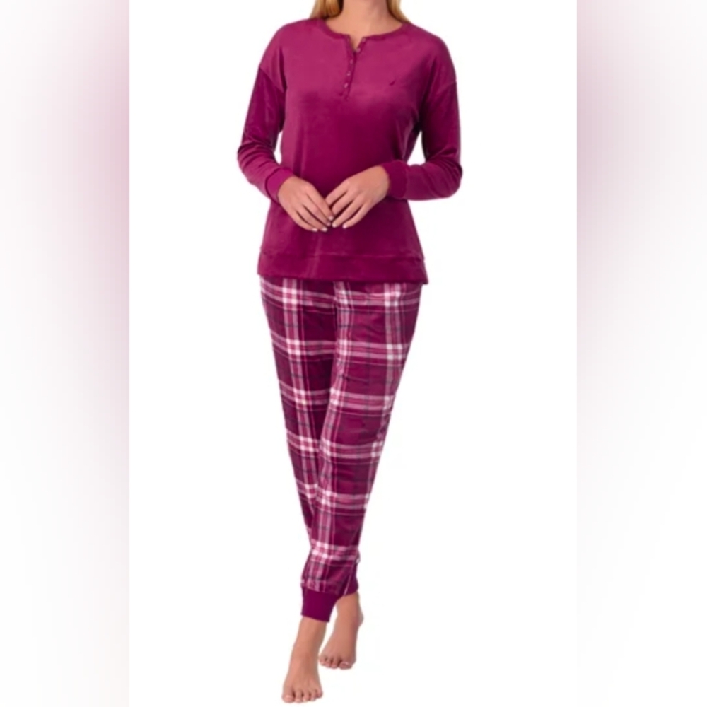 Nautica Silky Fleece Pajama Set